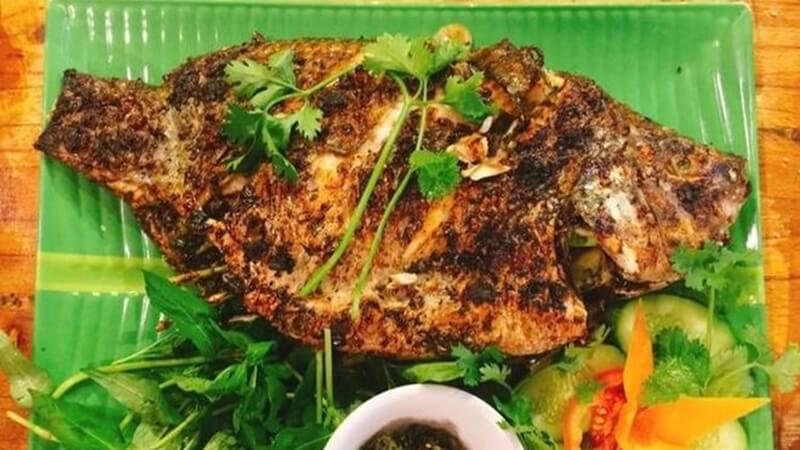 Cá Nướng: Hương Vị Khói Than Thơm Lừng