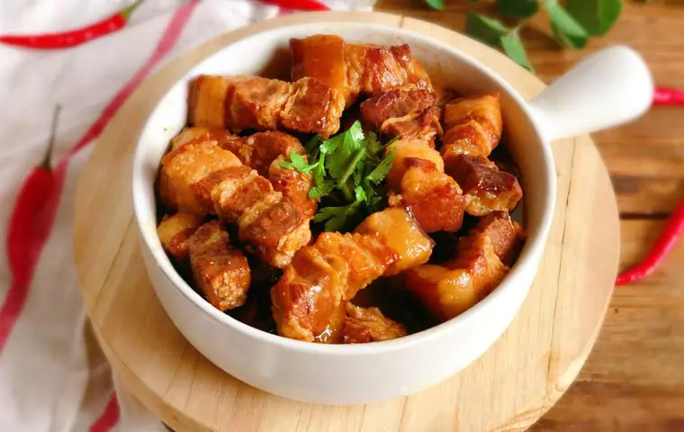 Cách Nấu Thịt Lợn Hầm Nhừ