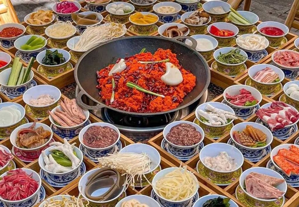 Chuẩn Bị Nguyên Liệu Cho Nồi Lẩu Tứ Xuyên Hoàn Hảo