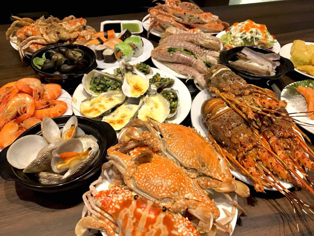 Hải Sản Hấp & Nướng: Hương Vị Biển Cả Tươi Mát