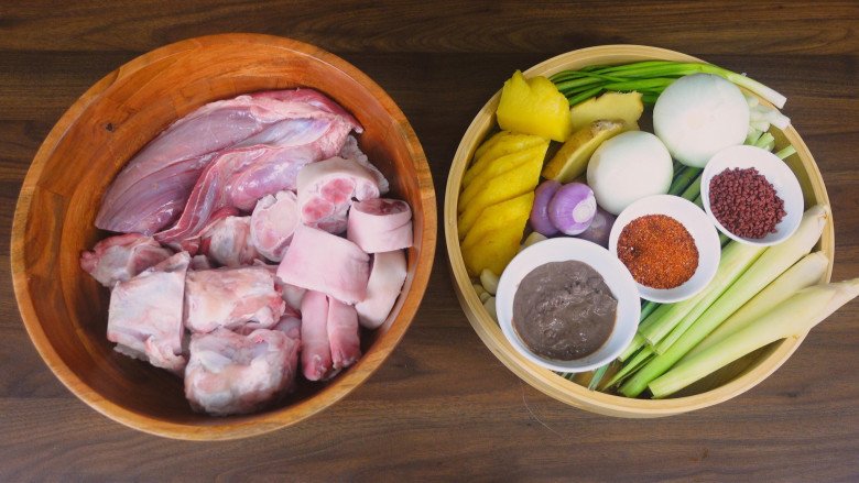 Hướng Dẫn Chi Tiết Cách Nấu Bún Bò Huế Với Gói Gia Vị