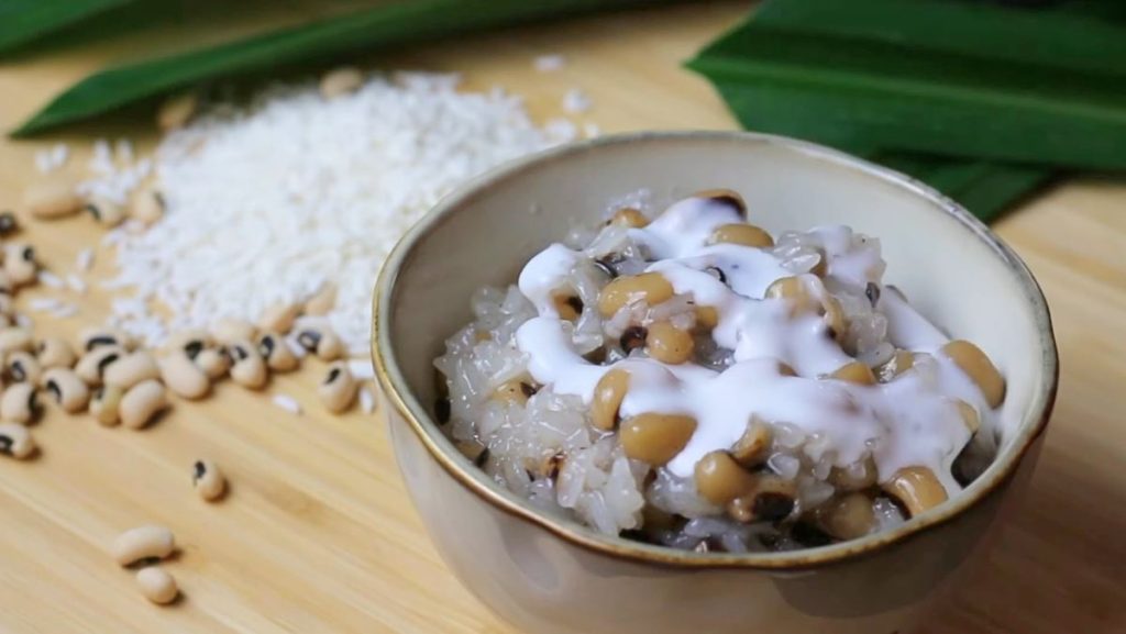 Hướng Dẫn Chi Tiết Cách Nấu Chè Đậu Trắng Cúng Thôi Nôi