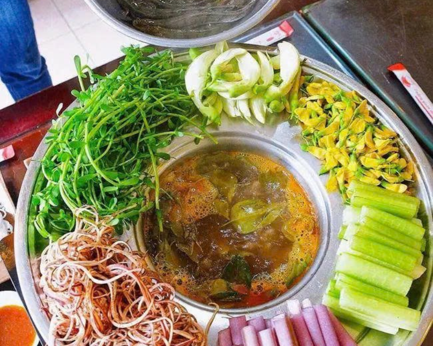 Lẩu Cá Kèo Lá Giang: Chua Cay Dân Dã