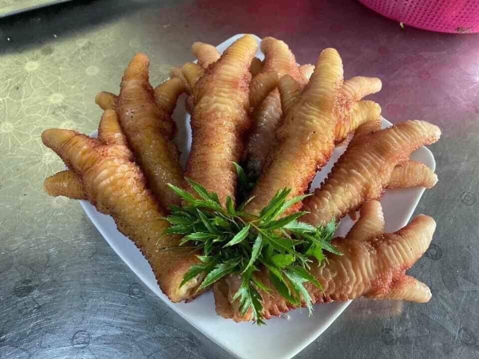 Những Món Ngon "Tuyệt Phẩm" Từ Chân Gà Đông Tảo